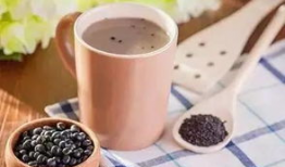 黑芝麻豆浆的功效与作用,滋补养生，润燥养颜的天然饮品